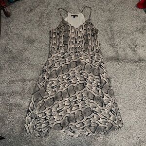 Women’s Express midi dress size 4